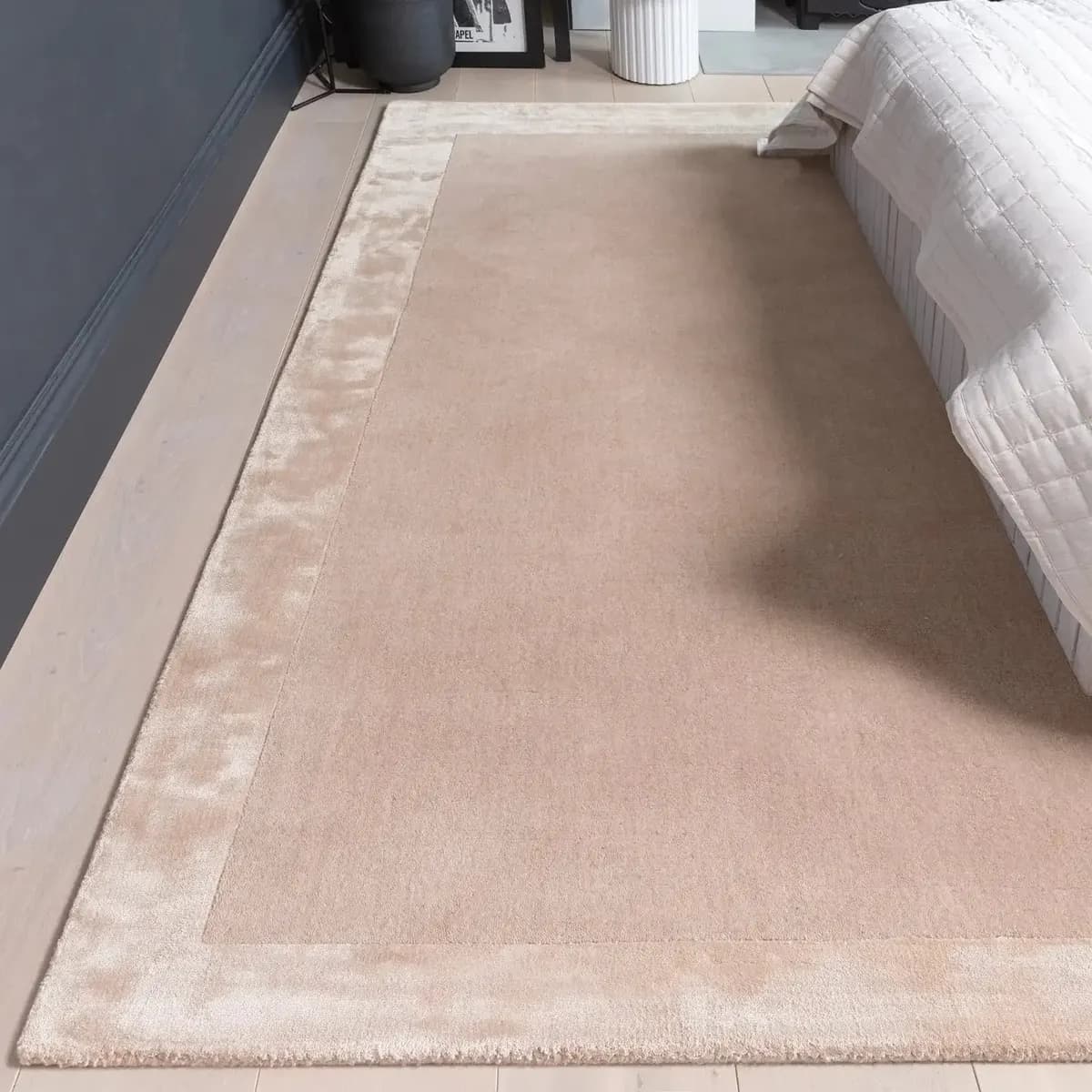 Haven Calm Border Wool & Viscose Bedroom Rug view 1
