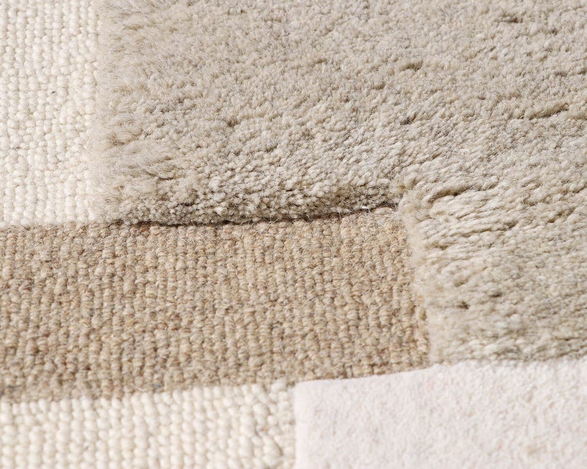 Grida Minimal Woven Retreat Rug view 2